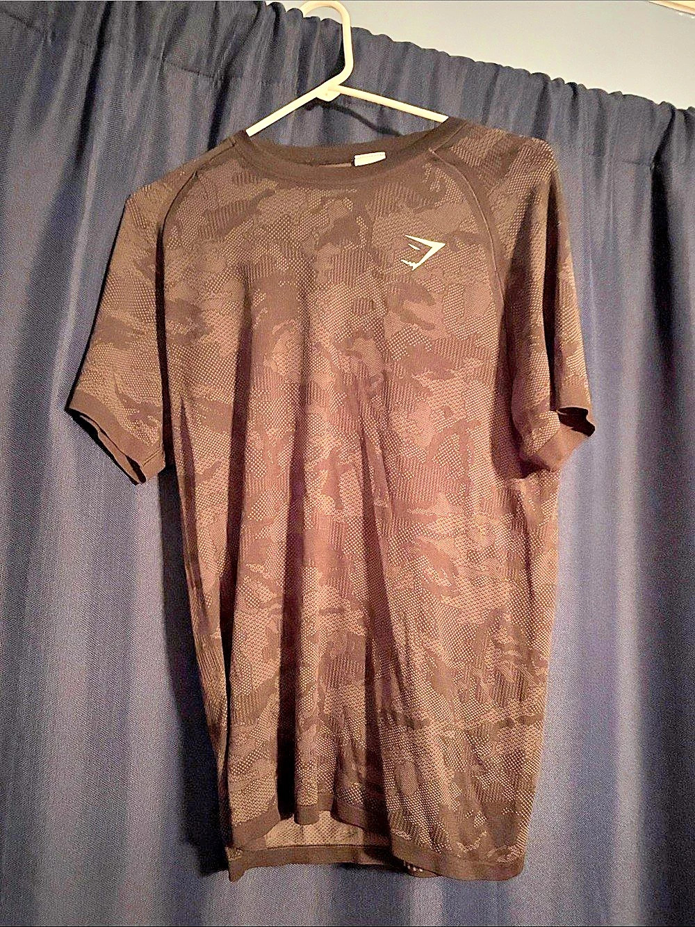 Gymshark Geo Seamless T-Shirt Camo Black & Gray Large